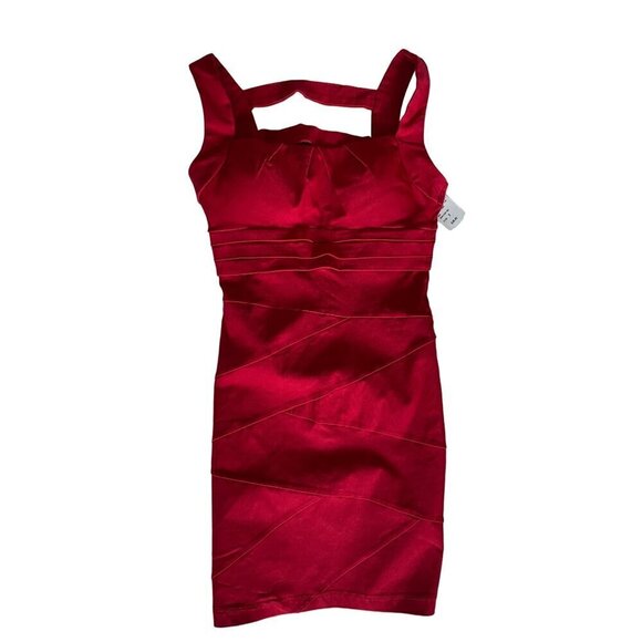 Windsor Red Dress Womens Junior Size 7 Strappy Back Side Zip NEW - Picture 1 of 13